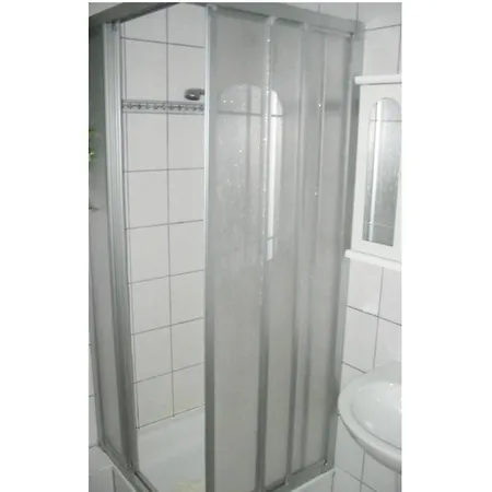2 Bedroom Lovely In Appartement *